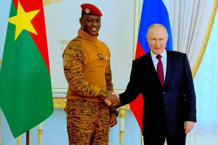 putin-traure-1752123463.jpg